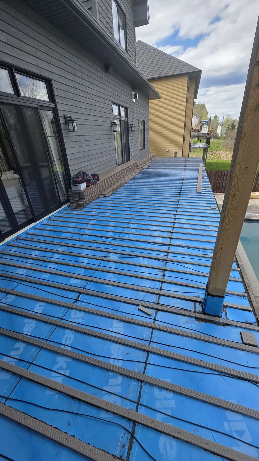 Upper deck rebuild with waterproof membrane — work in progress (8)