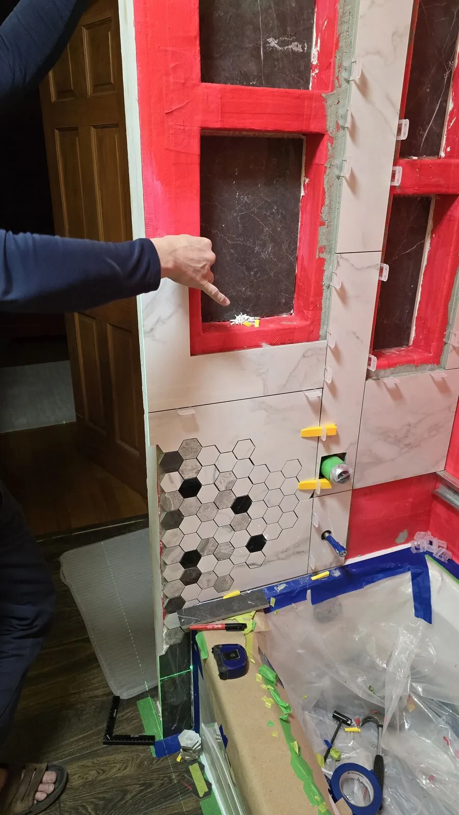 Bathroom remodel: tub surround, niches and hex accent — work in progress (9)