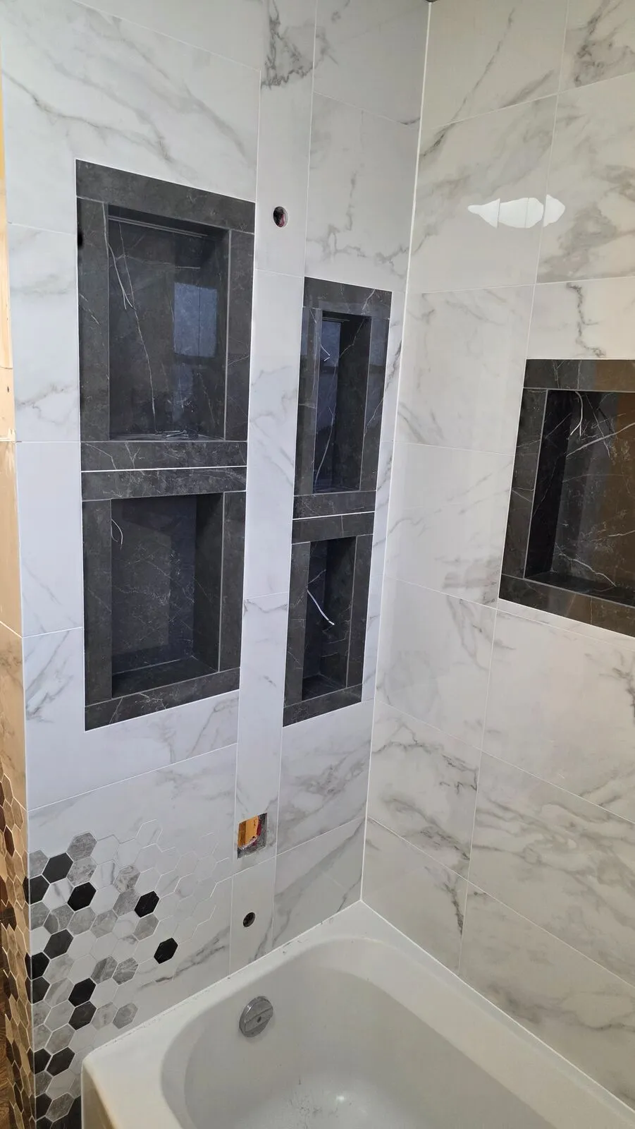 Bathroom remodel: tub surround, niches and hex accent — work in progress (16)